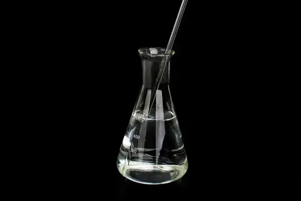 Dichloromethyltrichlorosilane